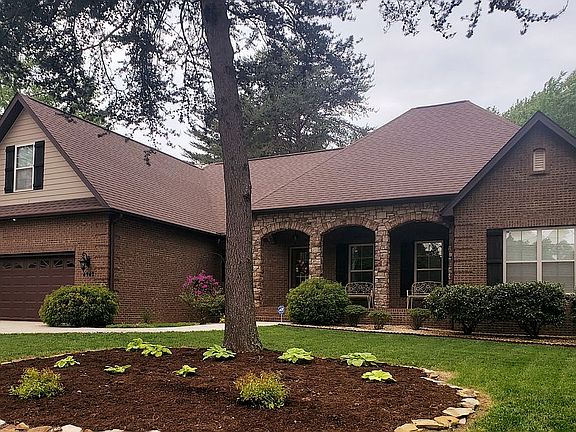2nd image of 4962 Curtis Dr