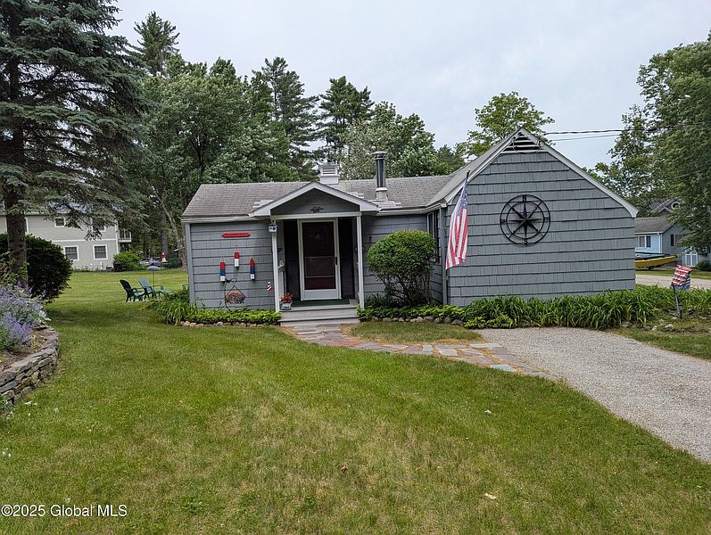 2nd image of 17 Bayberry Lane