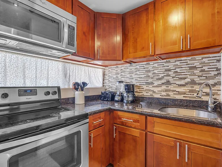 3676 Lower Honoapiilani Rd #D102 — Photo 7
