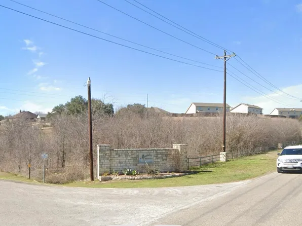 1000 Meander Rd, Granbury, TX 76049