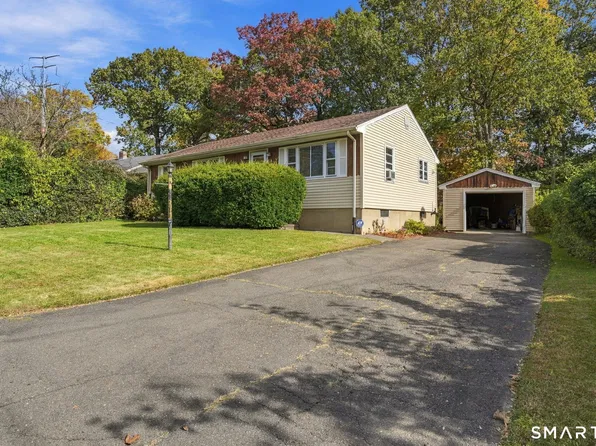 129 Forestview Road, Bridgeport, CT 06606