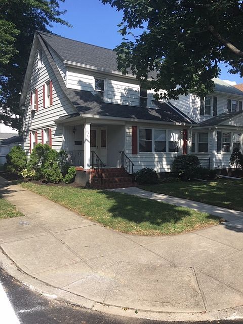 1st image of 9247 216th St