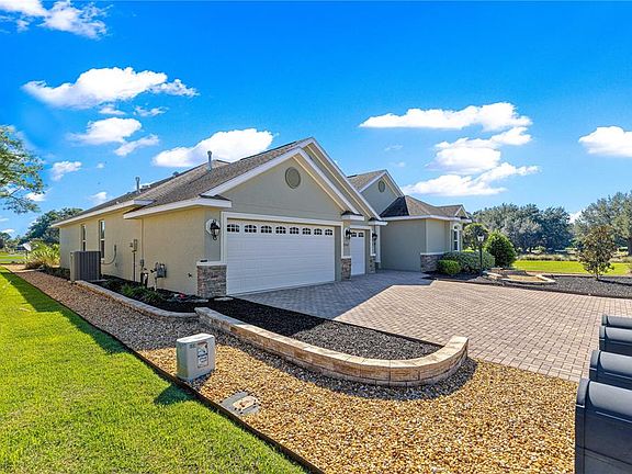 3rd image of 8567 SW 83RD LOOP