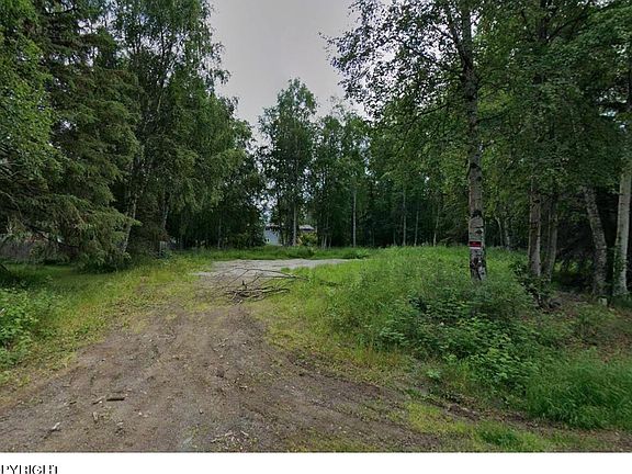 5th image of 11501 Hawkins Ln
