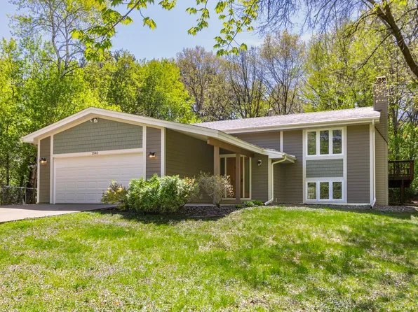 2542 147th Ln NE, Ham Lake, MN 55304