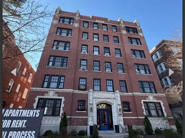 5616 Pershing Ave APT 62, Saint Louis, MO 63112