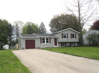 14 Donlin Dr, Rochester, NY 14624