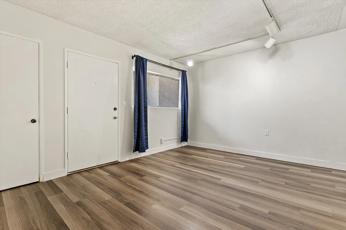 1 bed, 484 sqft, $1,800 — Photo 4