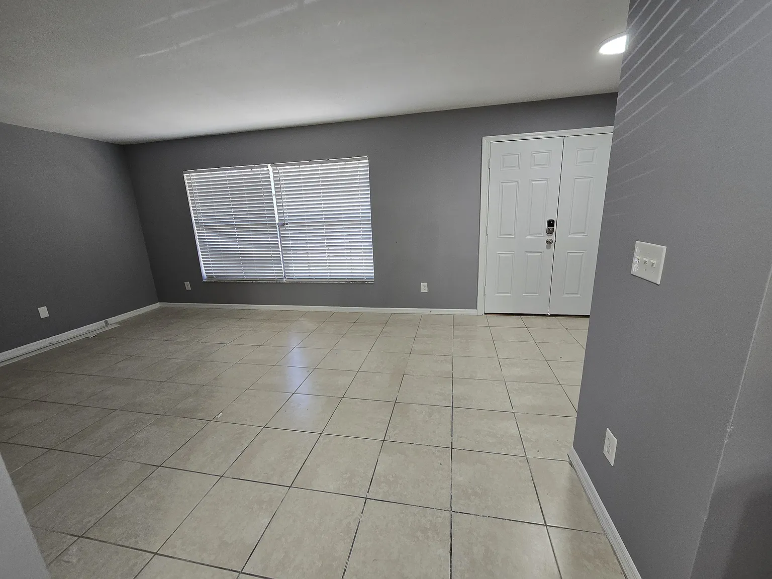 5069 Neponset Ave — Photo 2