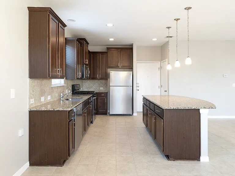 245 Pearl Way — Photo 13