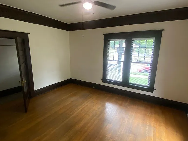Jefferson Apartments — Photo 23