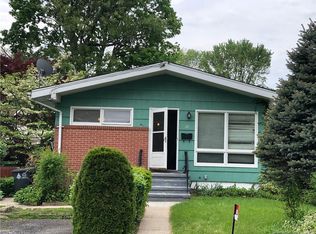 26 Chestnut St, Stamford, CT 06902