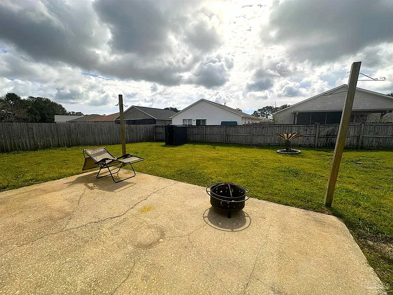 541 Batten Blvd — Photo 27