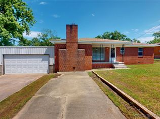 1800 E 17th St, Ada, OK 74820