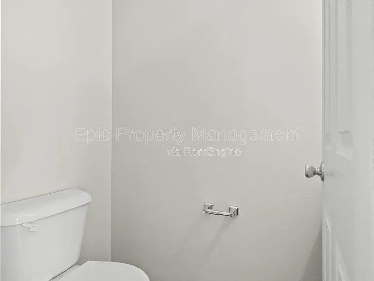 14138 Webster Dr — Photo 6