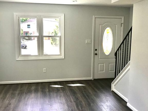 4th image of 5871 Blaine Dr