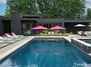 702 Golfview Dr #13, Douglas, MI 49406
