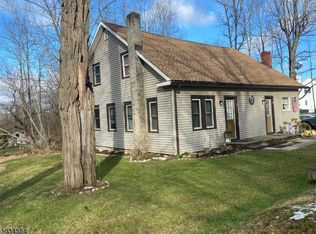 37 Hope Rd, Blairstown, NJ 07825