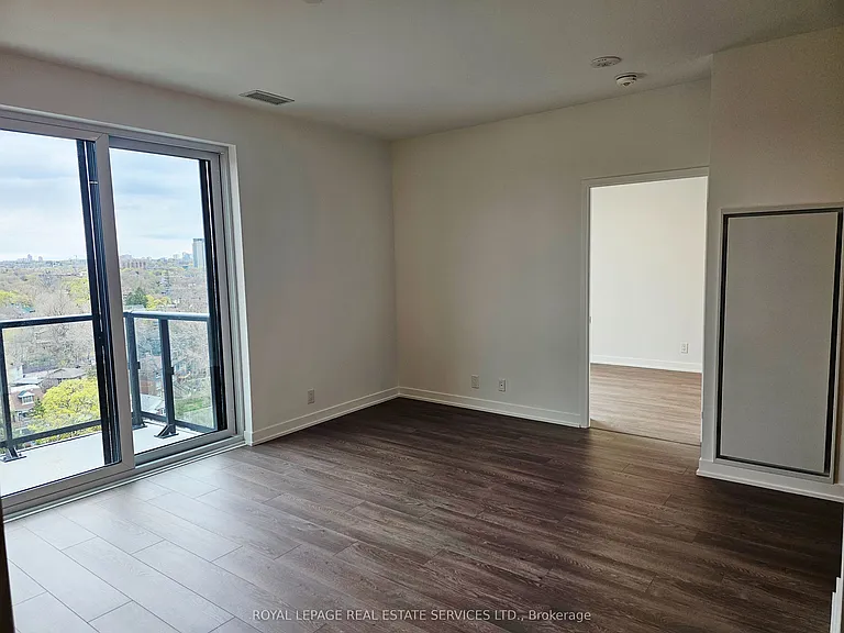 1660 Bloor St W #1214 — Photo 8