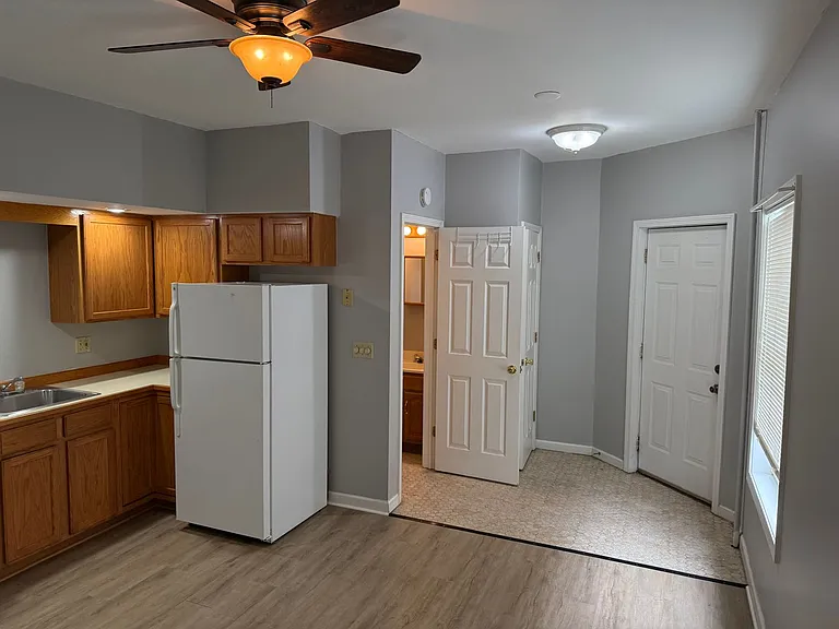 29 E Pulteney St #103 — Photo 4