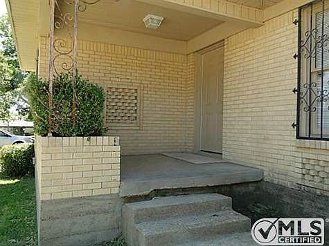 3rd image of 2511 Evelyn St