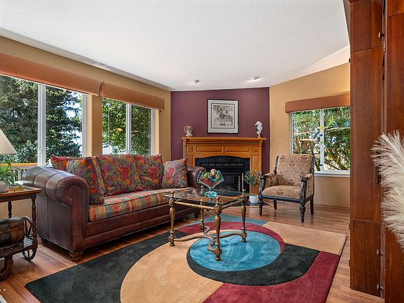 5th image of 188 SE 148th St