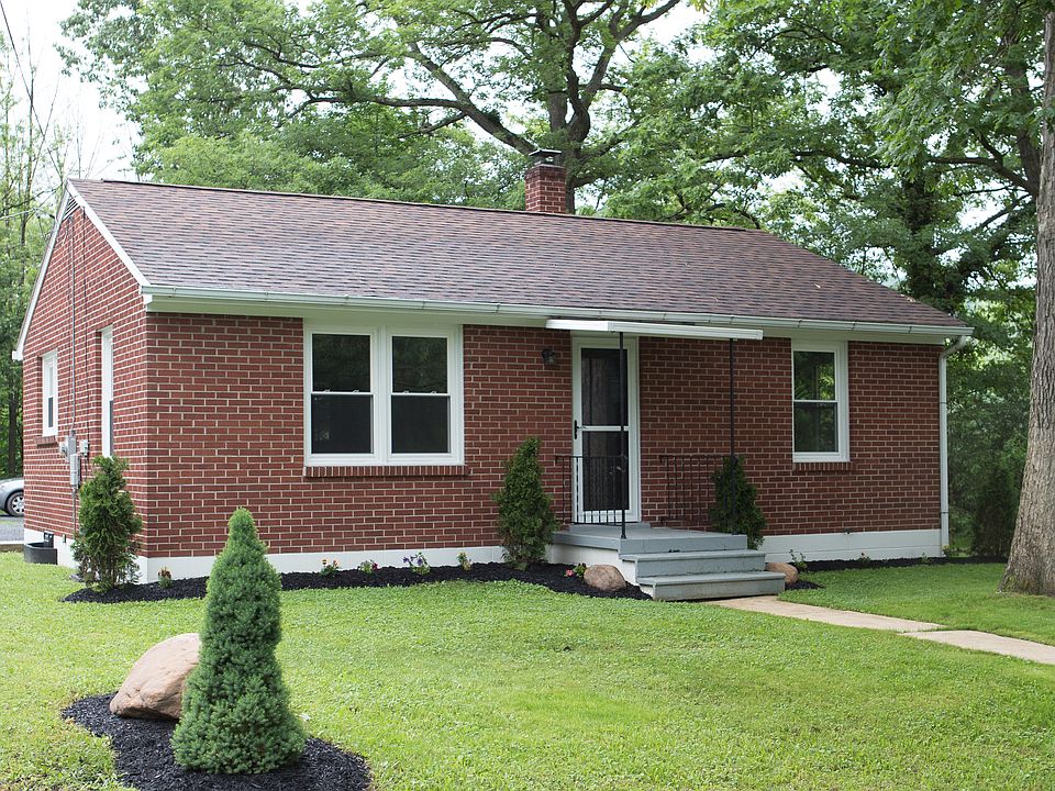 1st image of 14718 Oakwood St