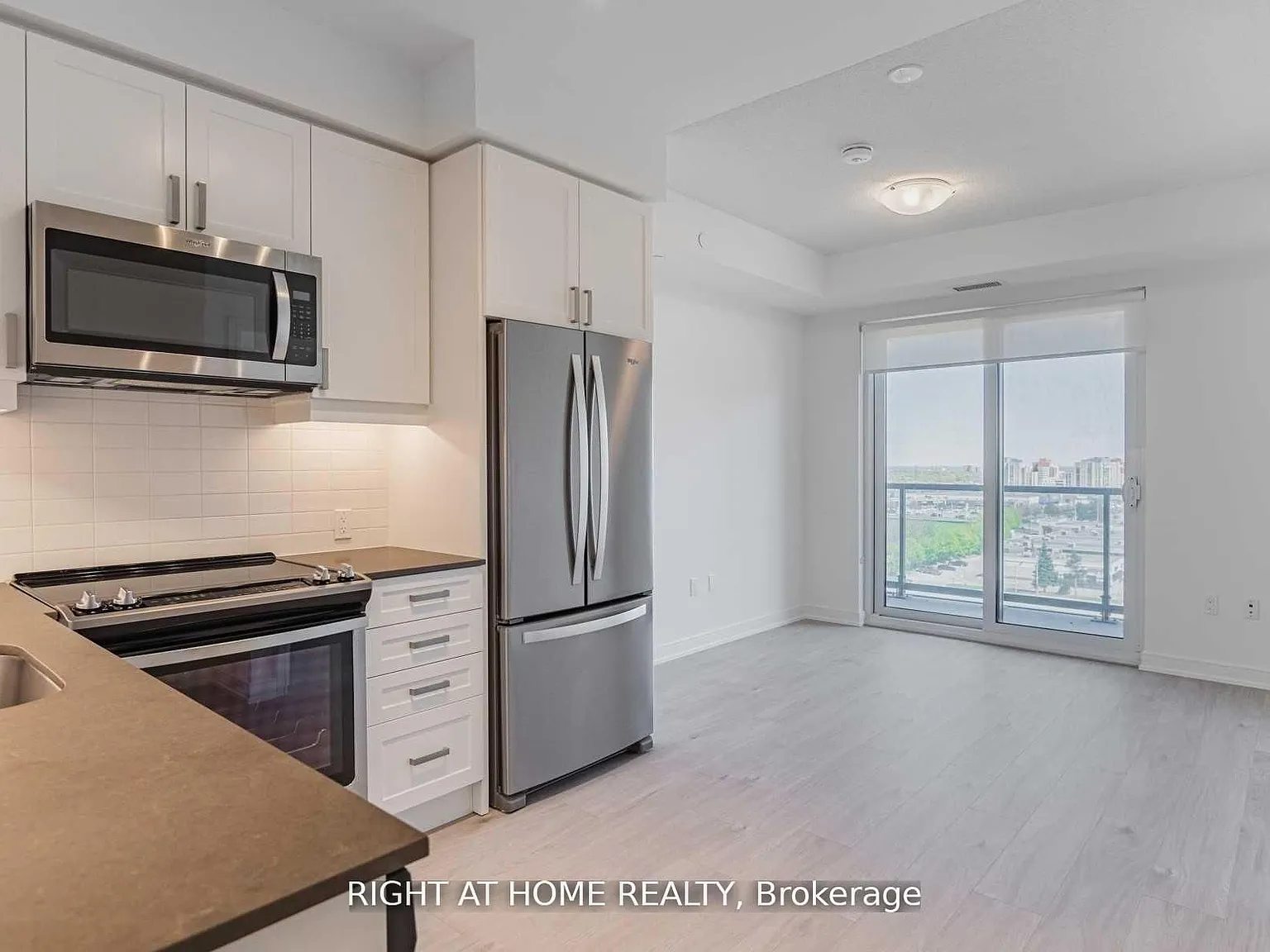 2 bed, $2,300 — Photo 3