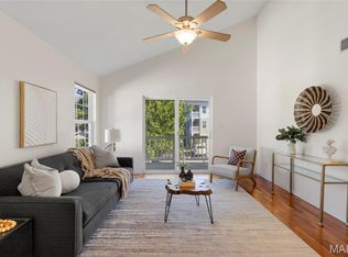 1109 Arbor Creek Dr APT 3C, Saint Louis, MO 63122