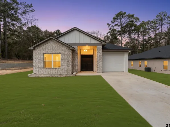 335 Perdanales Dr, Bullard, TX 75757