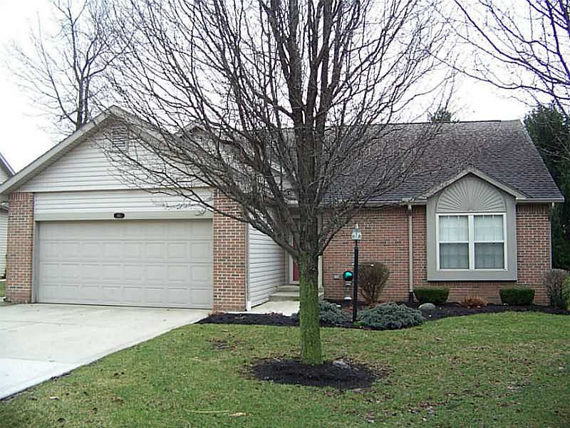 1st image of 481 Woodside Pl