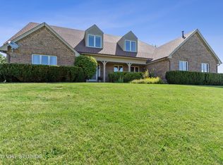 25275 N Marilyn Ln, Lake Zurich, IL 60047