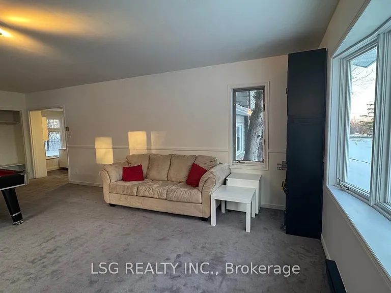 754 The Queensway S #MAIN — Photo 14