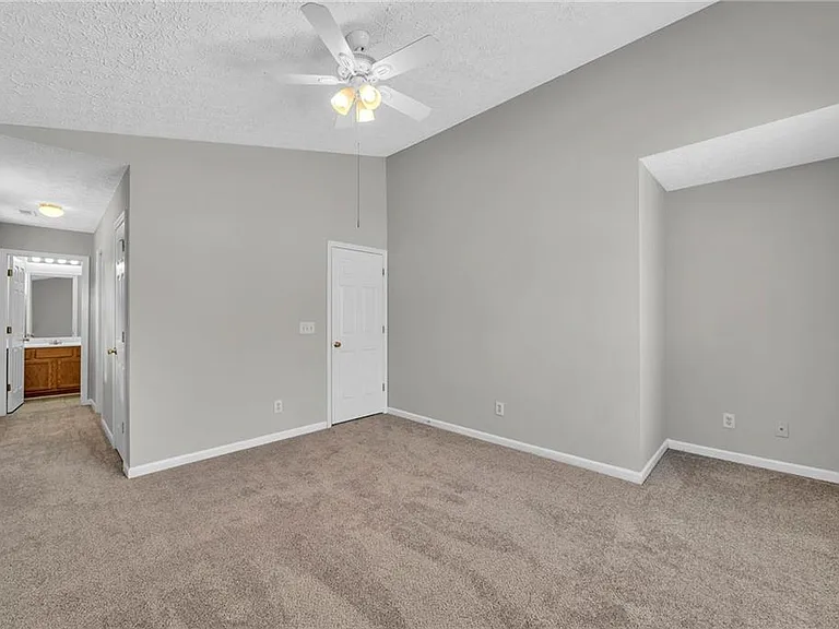 225 Osmanthus Way — Photo 23