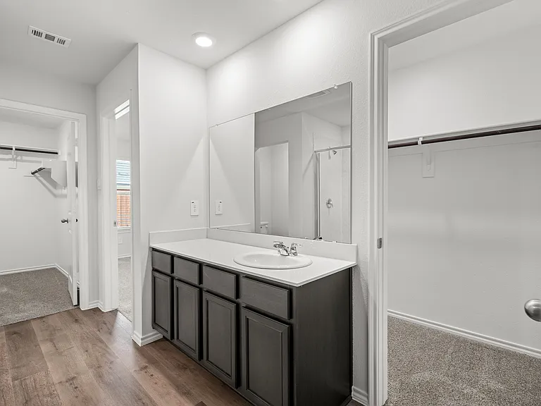 13173 Enclave Pkwy — Photo 16