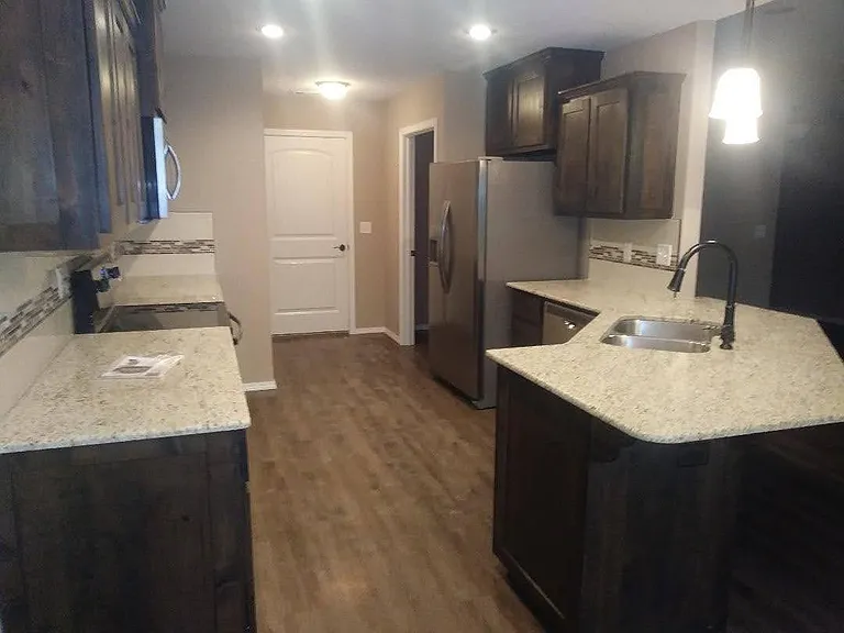 12 Minton Ln — Photo 3