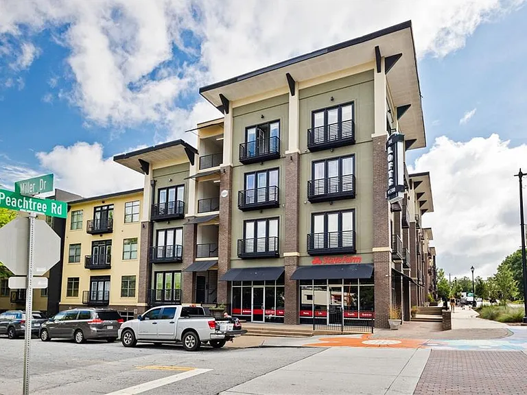 5300 Peachtree Rd #501 — Photo 28