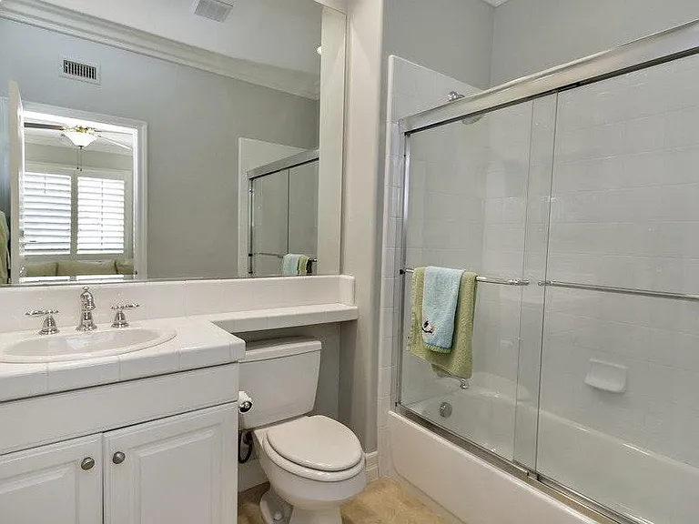 Bonus Room Full Bath