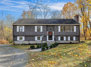 64 Jelliff Mill Rd, New Canaan, CT 06840