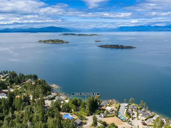 3083 Dolphin Dr, Nanaimo, BC V9P 9J2