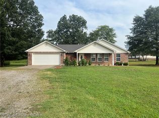 102 Blackstone Cir, Wister, OK 74966