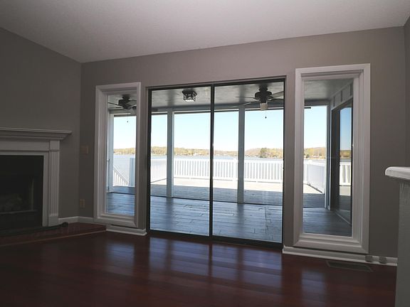 2nd image of 310 Driftwood Dr Unit D