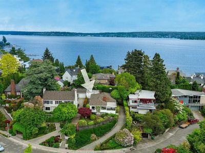 3144 W Laurelhurst Drive NE, Seattle, WA, 98105