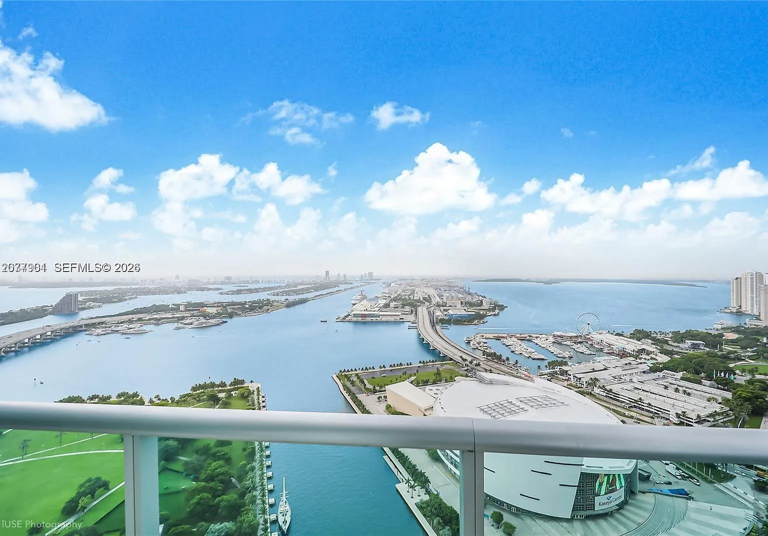 900 Biscayne Bay Condo — Photo 3