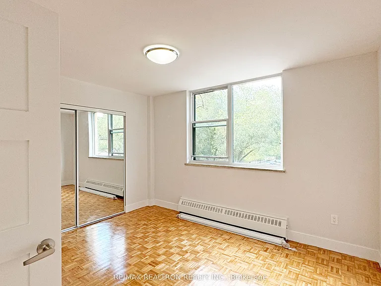 276 Saint George St #804 — Photo 6