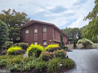 1617 Meadowlark Rd, Wyomissing, PA 19610