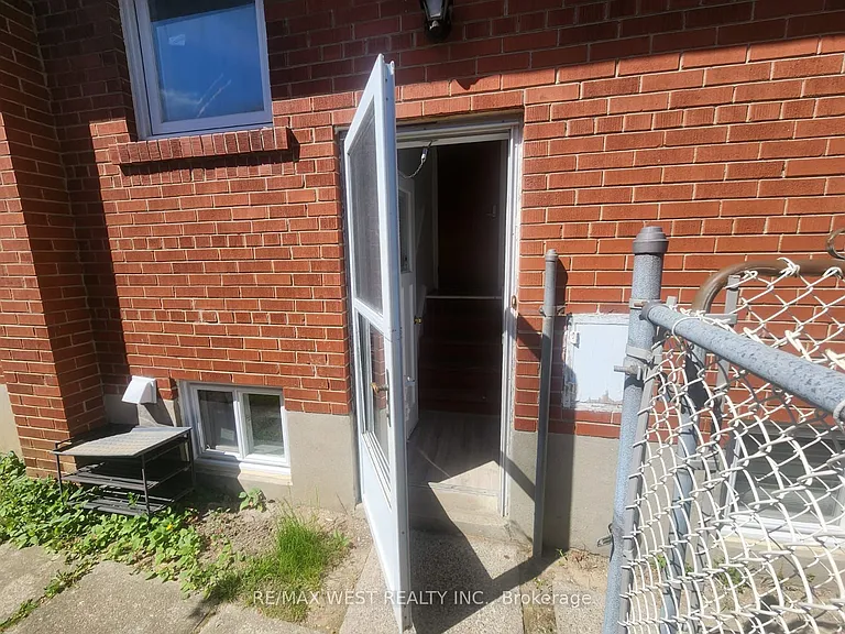 5 Ludgate Dr #BASEMENT — Photo 3