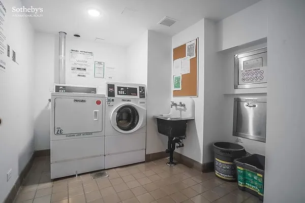 Rented by Sotheby's International Realty | media 14