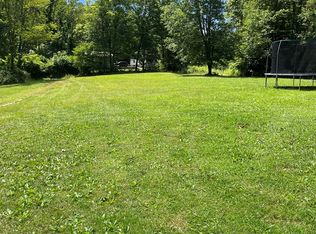 1759 Maple Fork Rd, Mount Hope, WV 25880