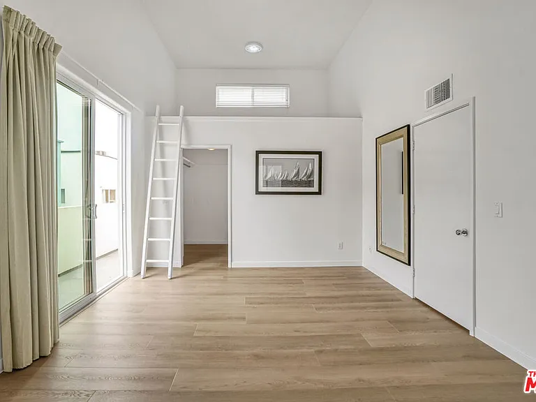 115 Galleon St #A — Photo 22